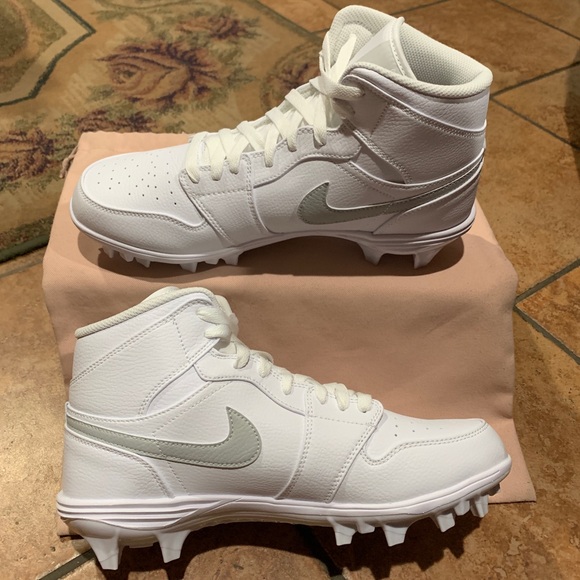Jordan 1 Mid TD \